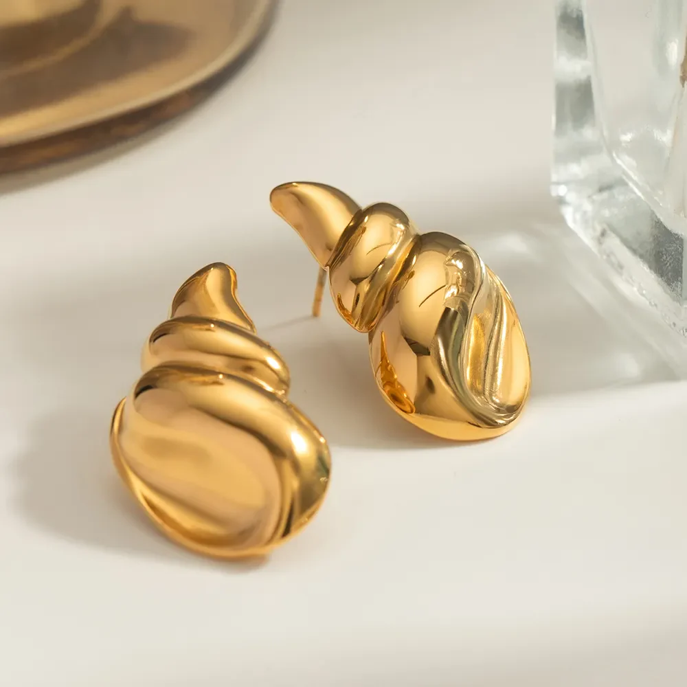 18K Gold-Plated Conch Earrings - Image 3