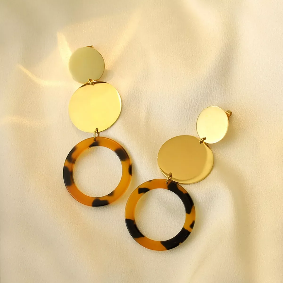 18K Gold-Plated Geometric Circle Dangle Earrings - Image 2