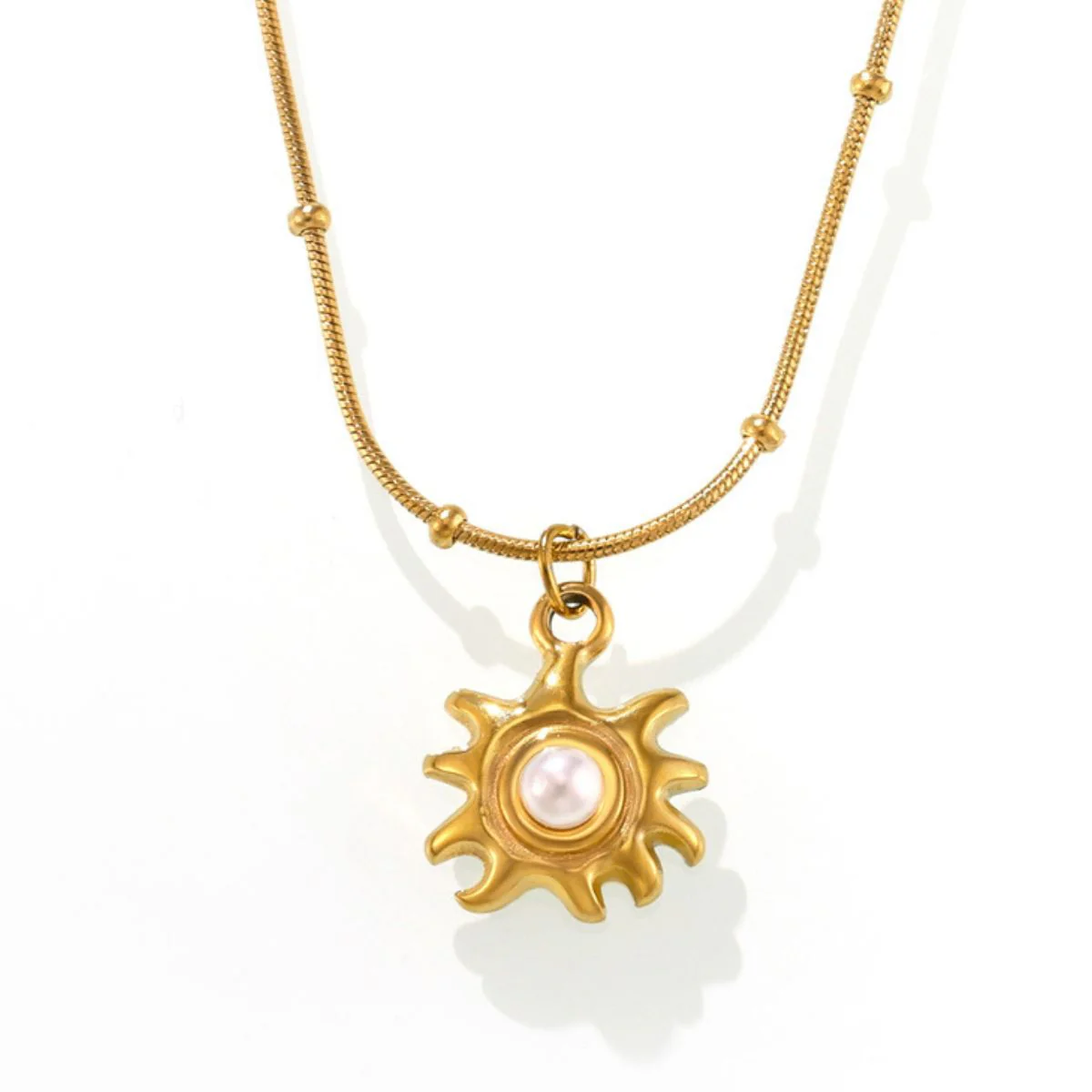 18K Gold-Plated Shell Pearl Necklace - Image 5