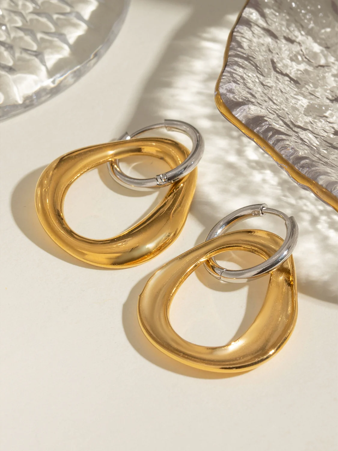 18K Gold-Plated Stainless Steel Contrast Asymmetrical Earrings - Image 5