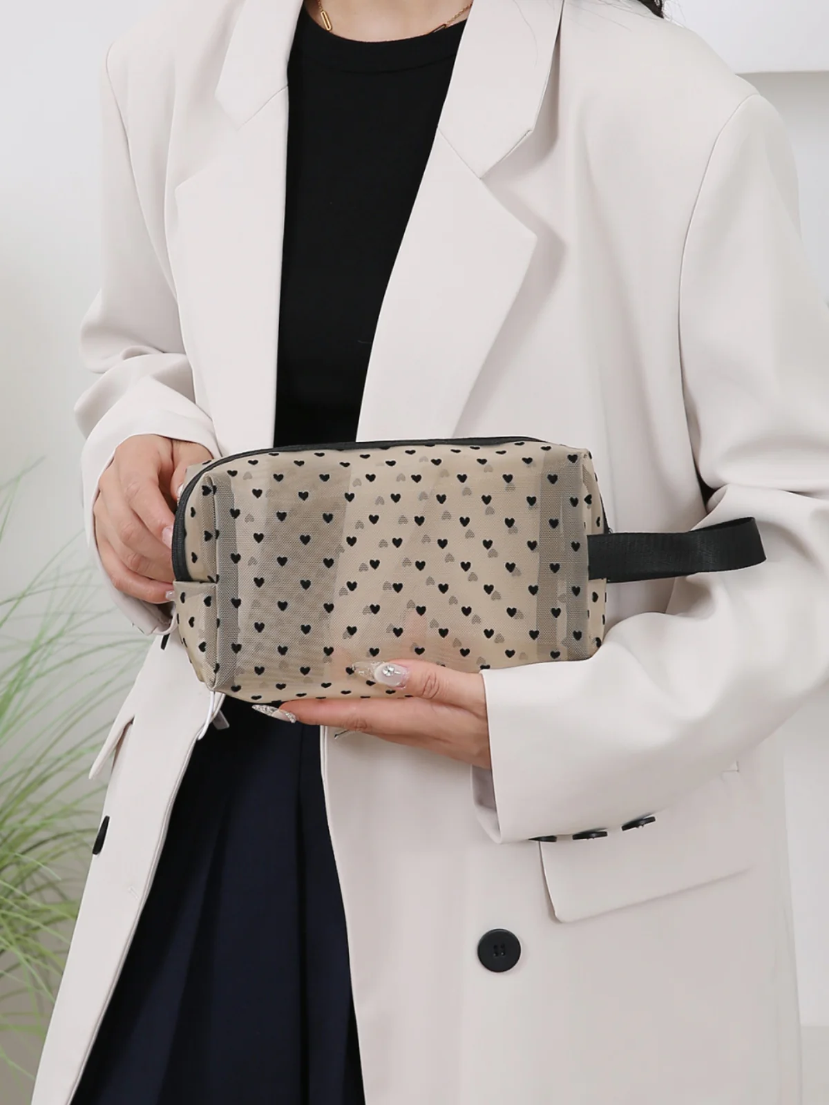 4- Piece Heart Polyester Storage Bag - Image 14