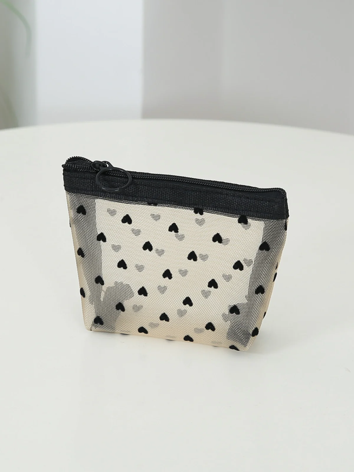 4- Piece Heart Polyester Storage Bag - Image 4