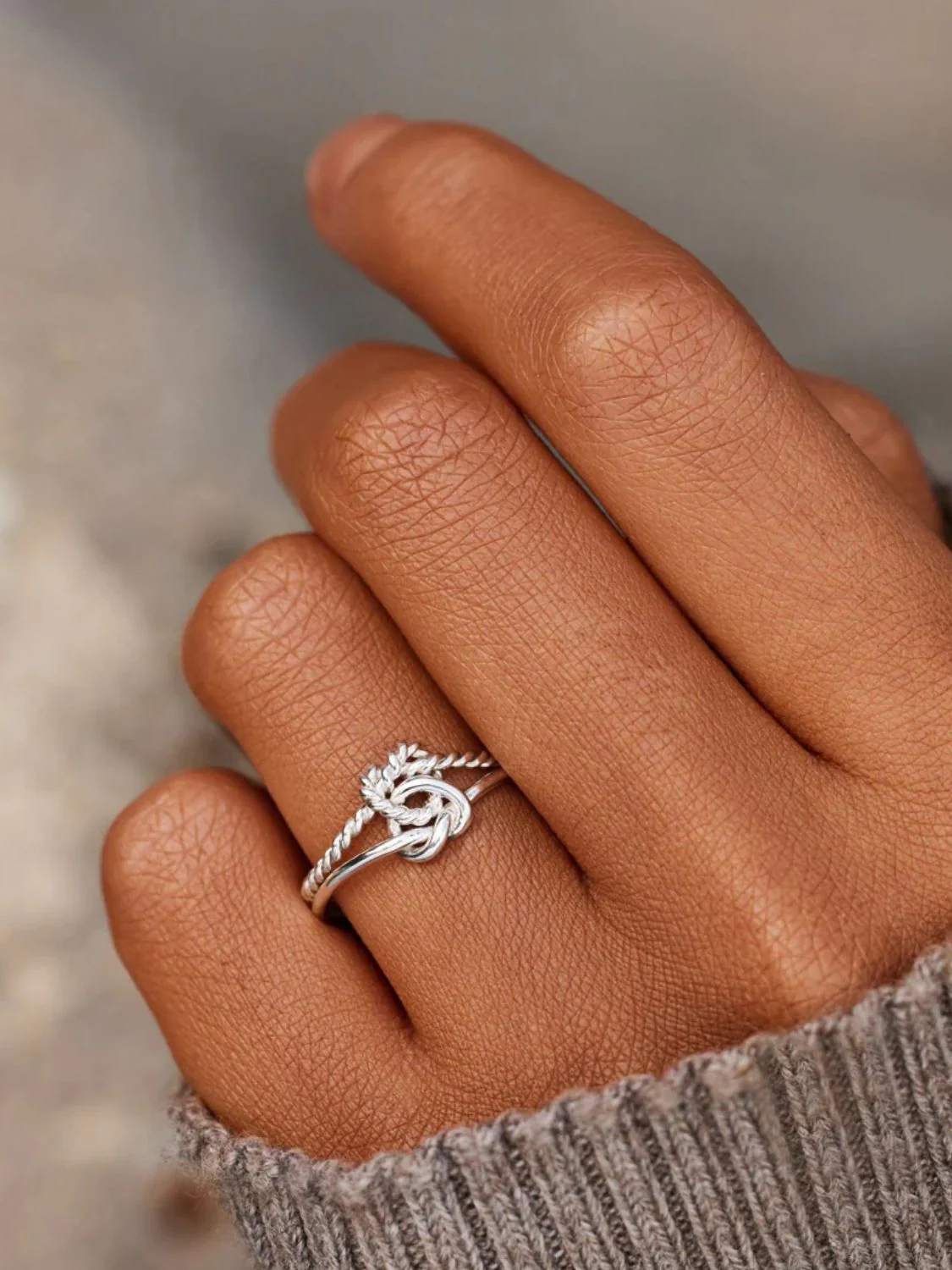 925 Sterling Silver Knotted Ring - Image 2