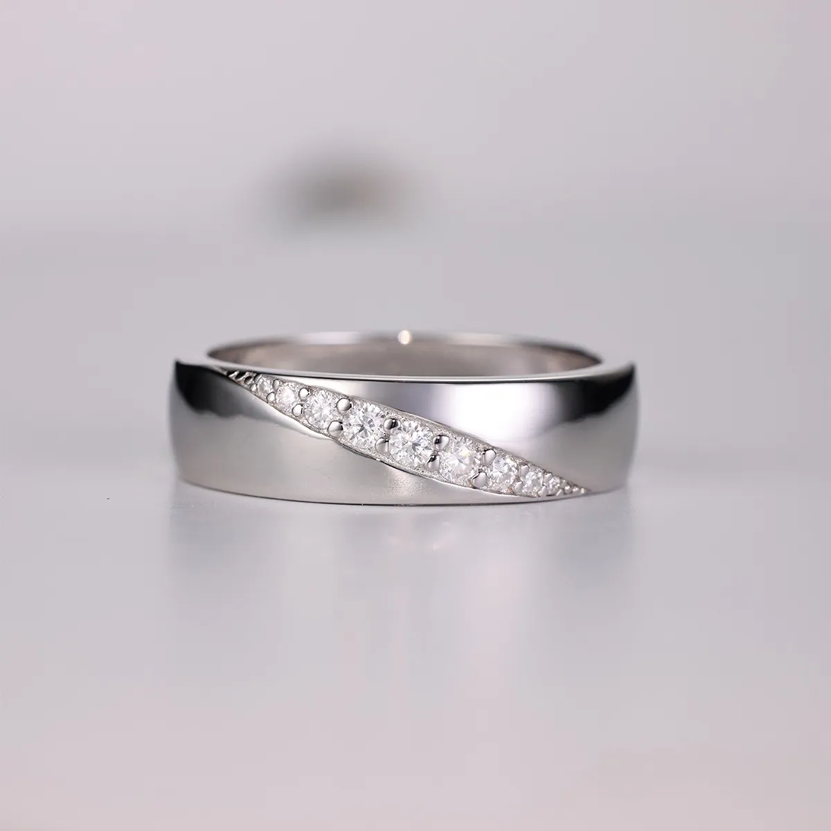 925 Sterling Silver Moissanite Ring