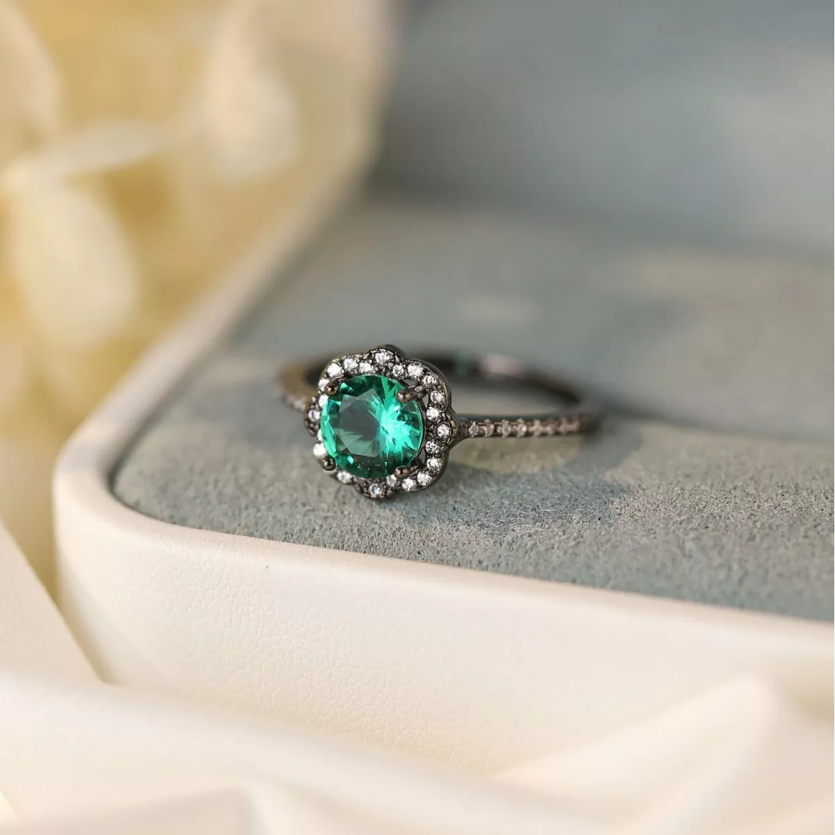 925 Sterling Silver Zircon Minimalist Ring - Image 2