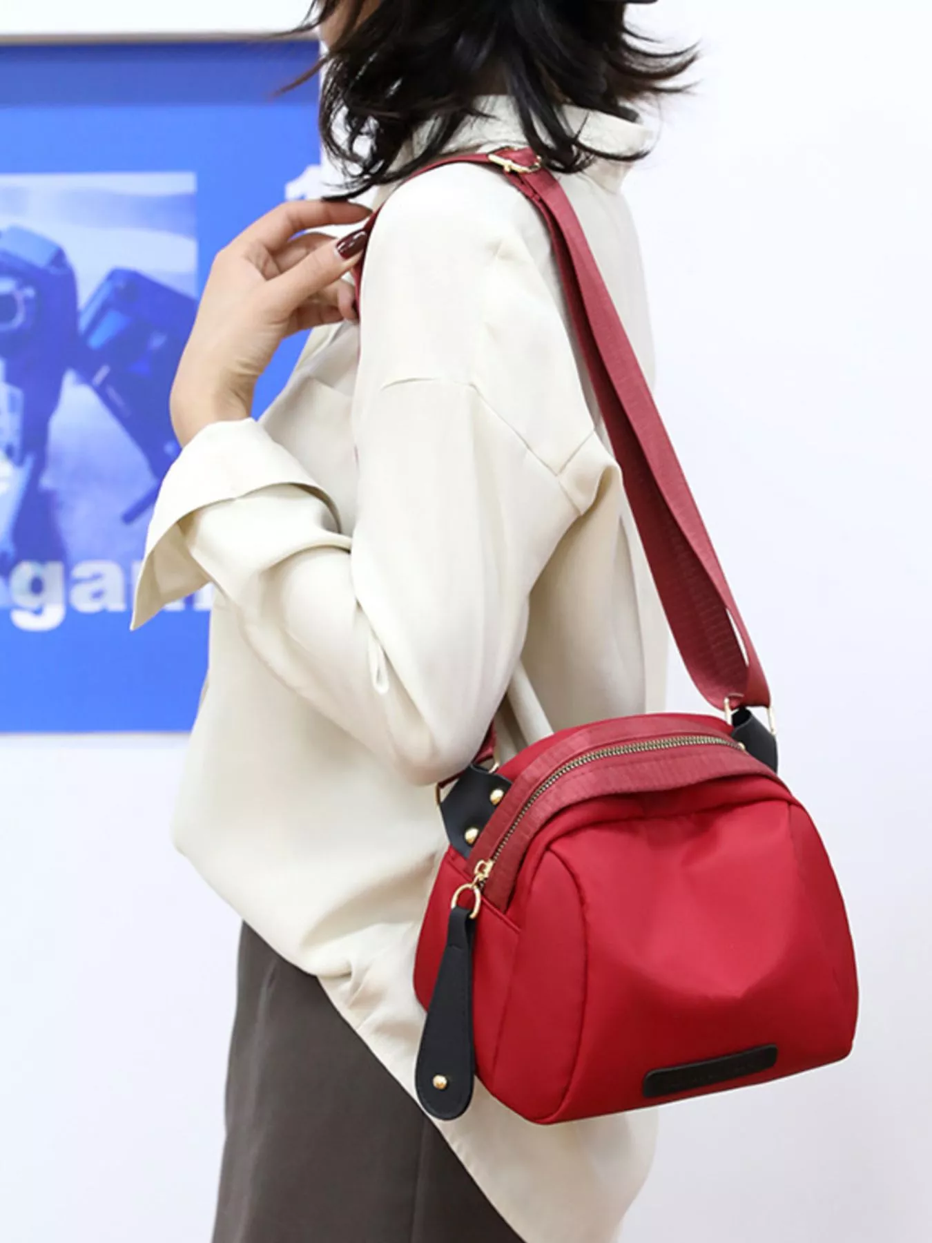 Adjustable Wide Strap Crossbody Bag - Image 3