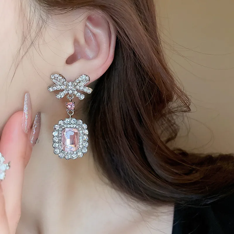Alloy Crystal Geometric Dangle Earrings - Image 2
