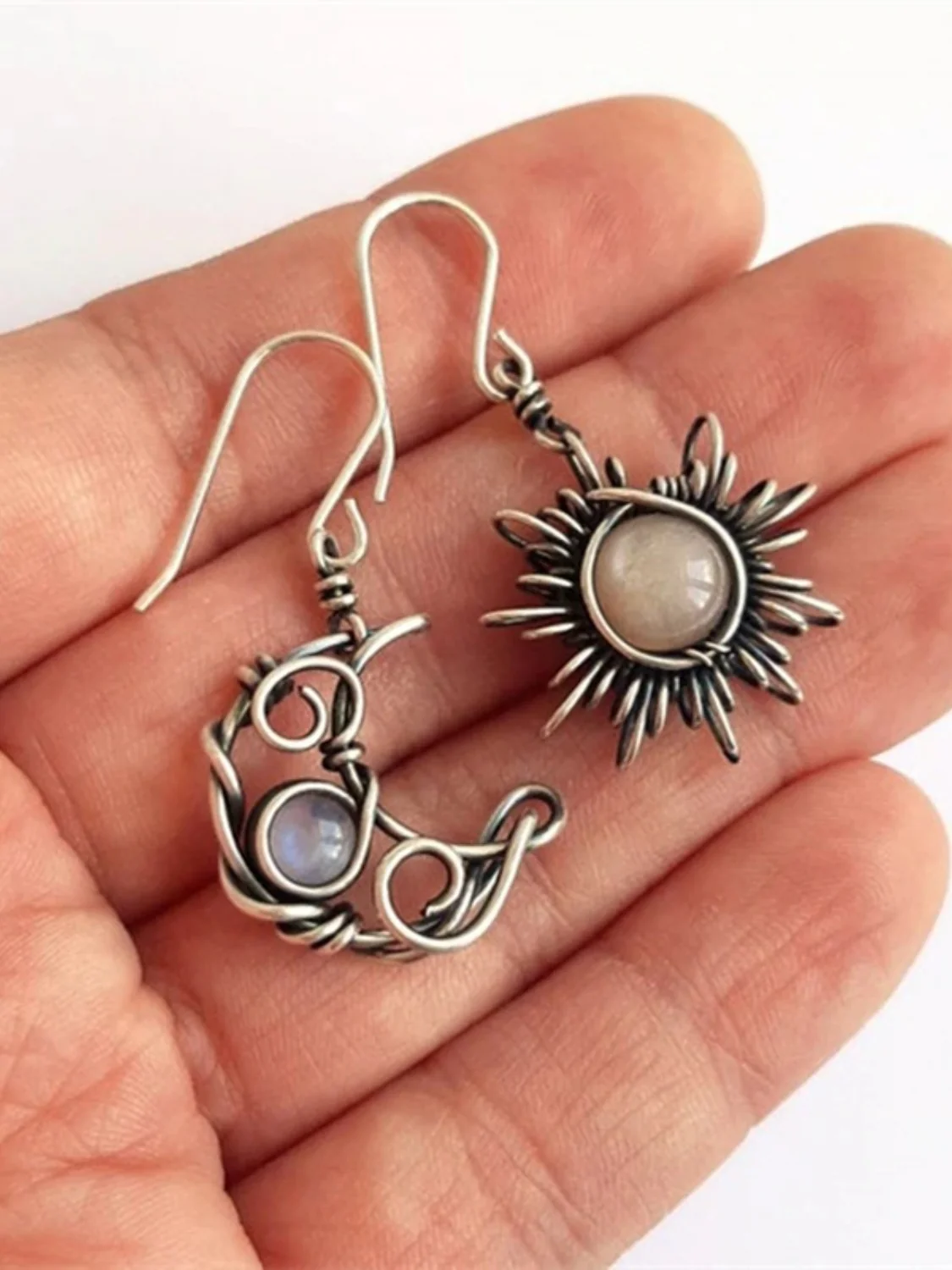 Alloy Moon & Sun Dangle Earrings - Image 3