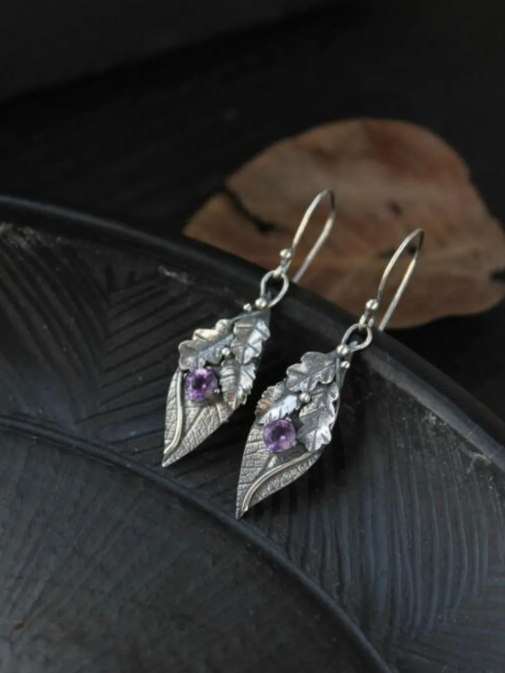 Alloy Rhinestone Leaf Shape Earrings - Image 4