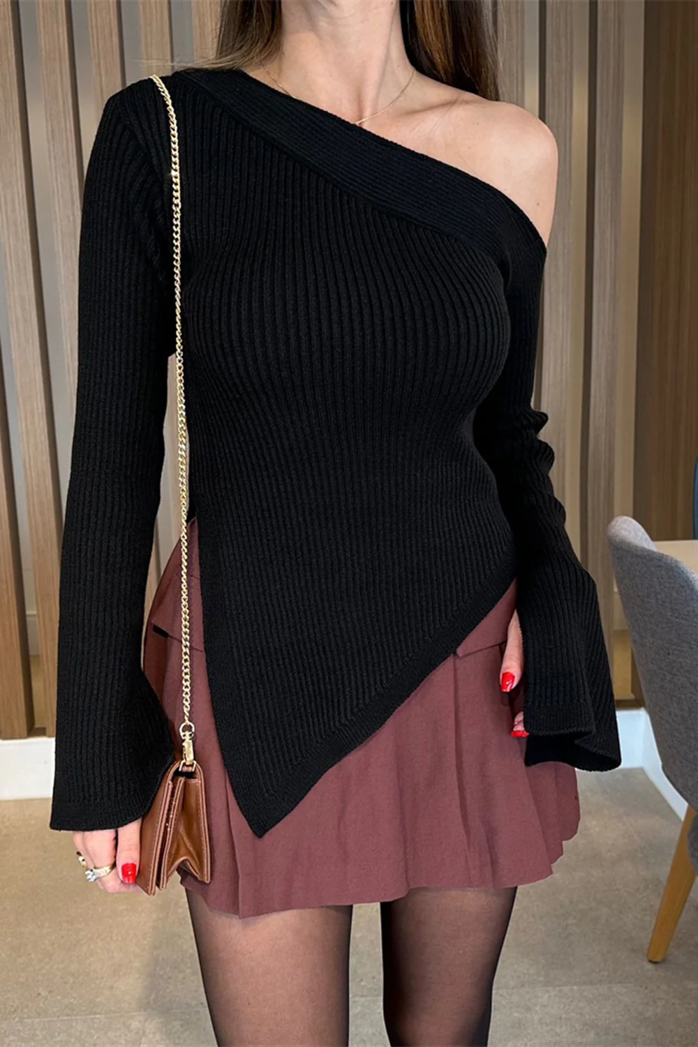 Asymmetric Hem Single Shoulder Sweater - Image 4