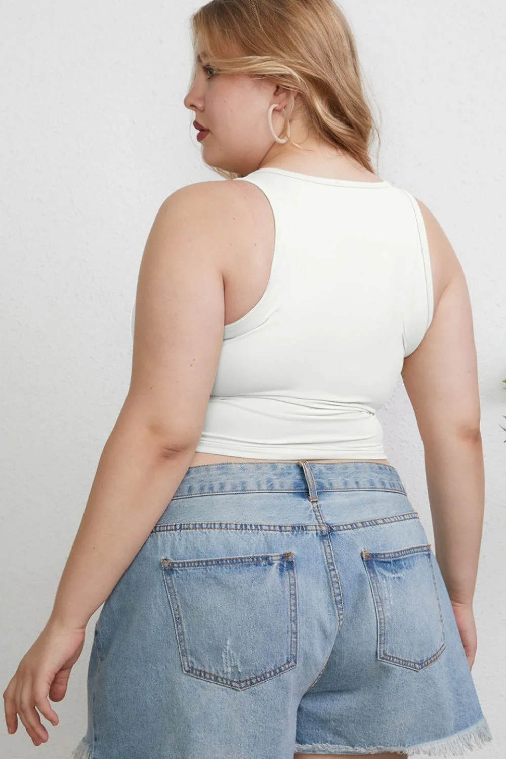 Basic Bae Full Size Round Neck Slim Tank - Image 12