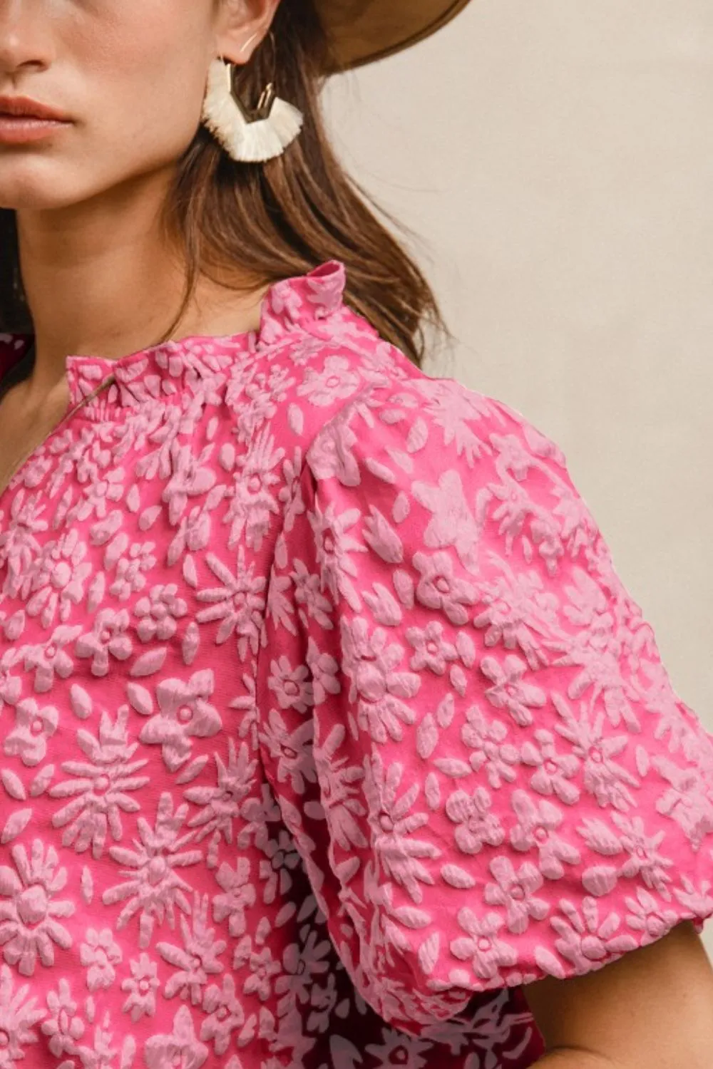 BiBi Floral Pattern Texture Short Balloon Sleeves Ruffled Blouse - Image 3