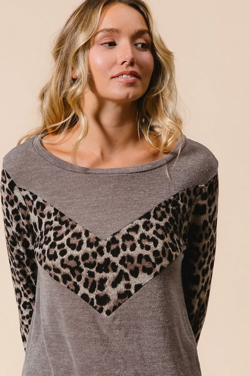 BiBi Sweater Knit Top With Leopard V Shape Block - Image 7