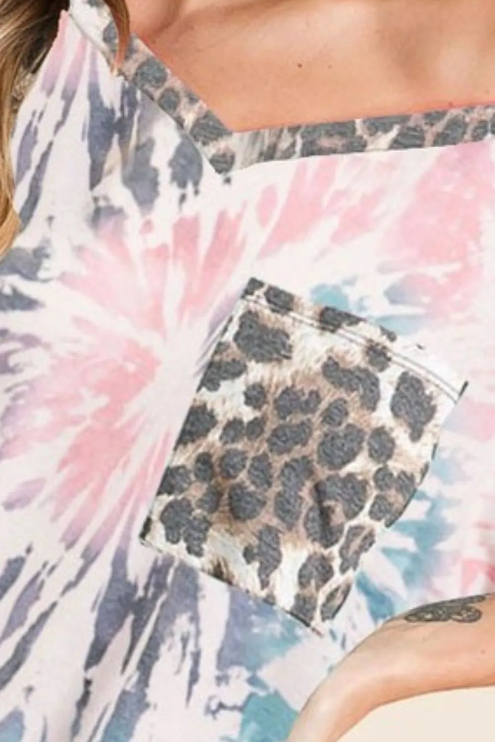 BiBi Tie Dye Print V Neck Top with Front Patch Pocket - Image 3