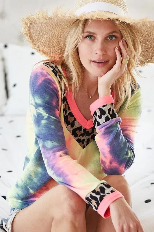 BiBi Tie Dye Terry V-Neck Top - Image 7