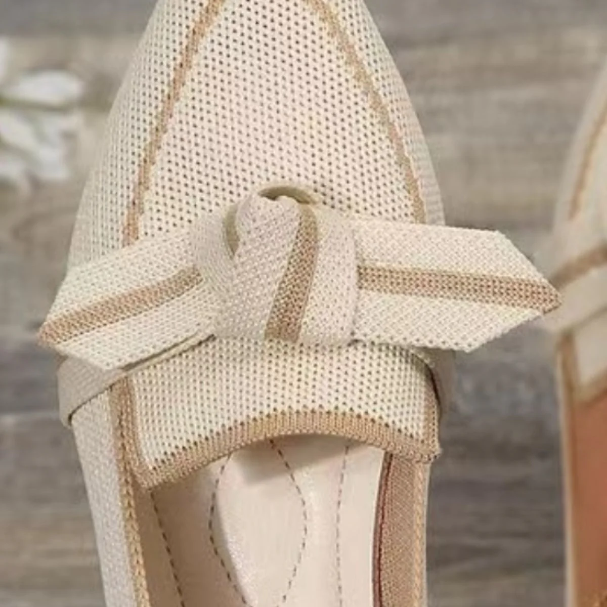 Bow Contrast Trim Point Toe Loafers - Image 5
