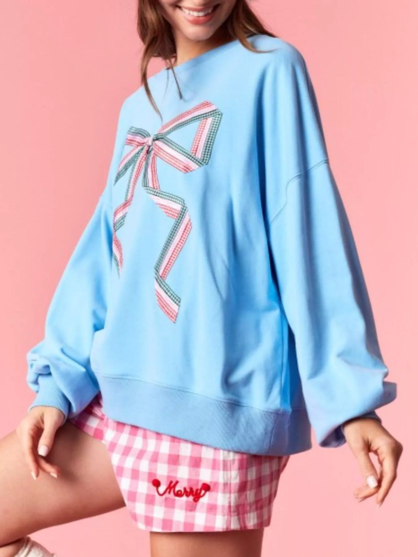 Bow Crew Neck Sweatshirt - Image 13
