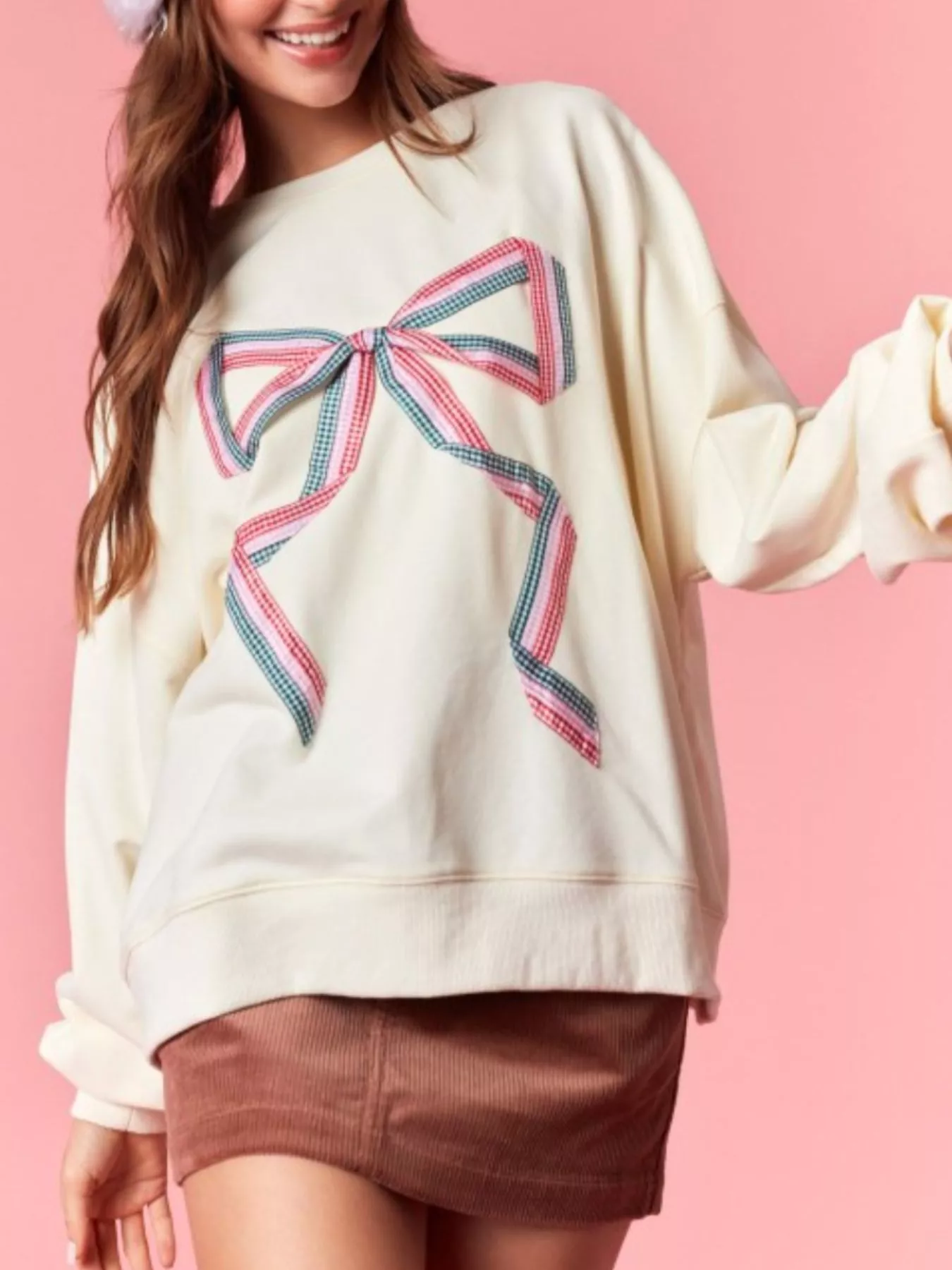 Bow Crew Neck Sweatshirt - Image 18
