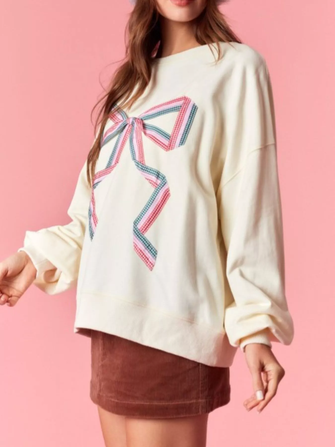 Bow Crew Neck Sweatshirt - Image 19