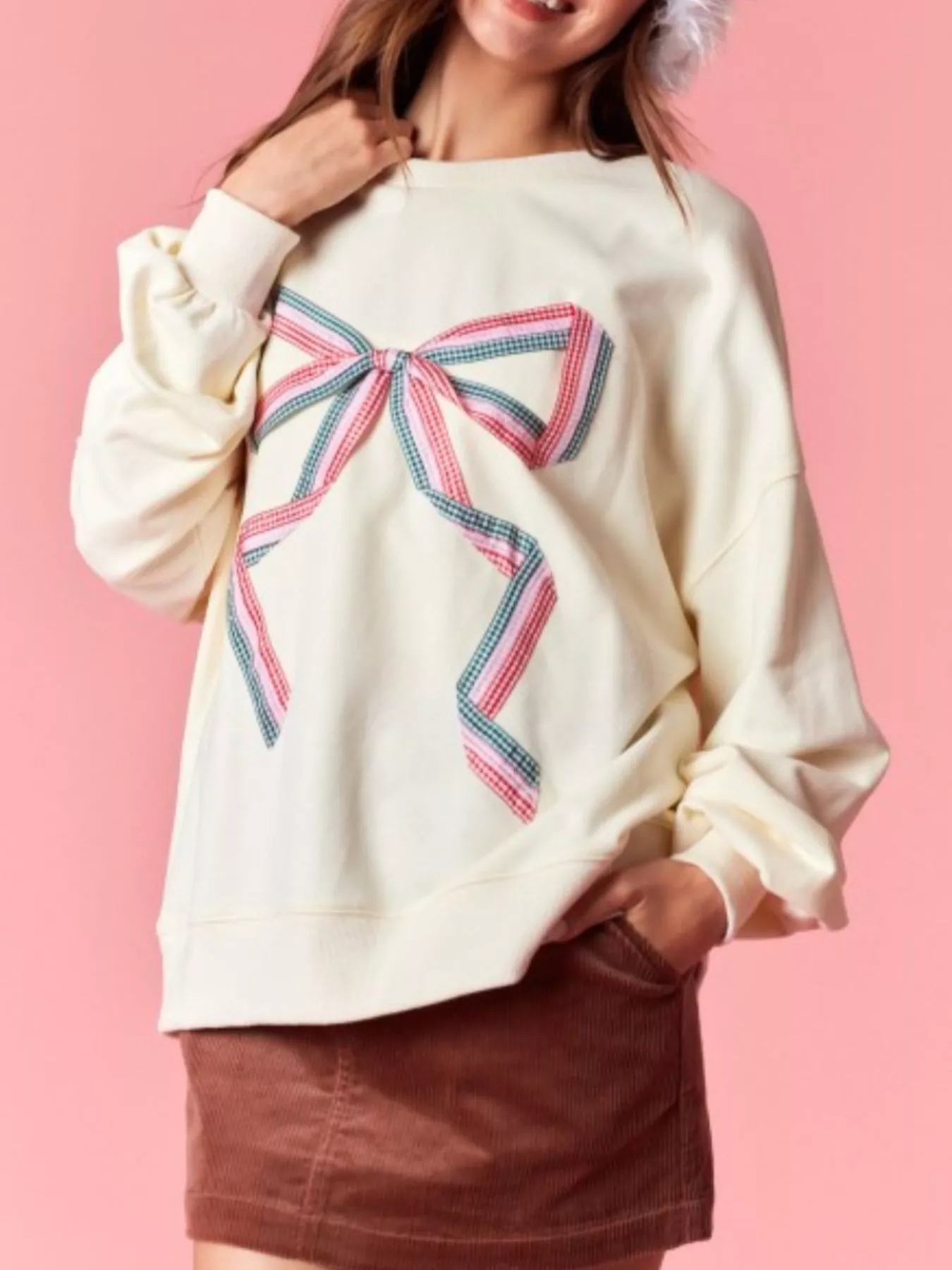 Bow Crew Neck Sweatshirt - Image 20