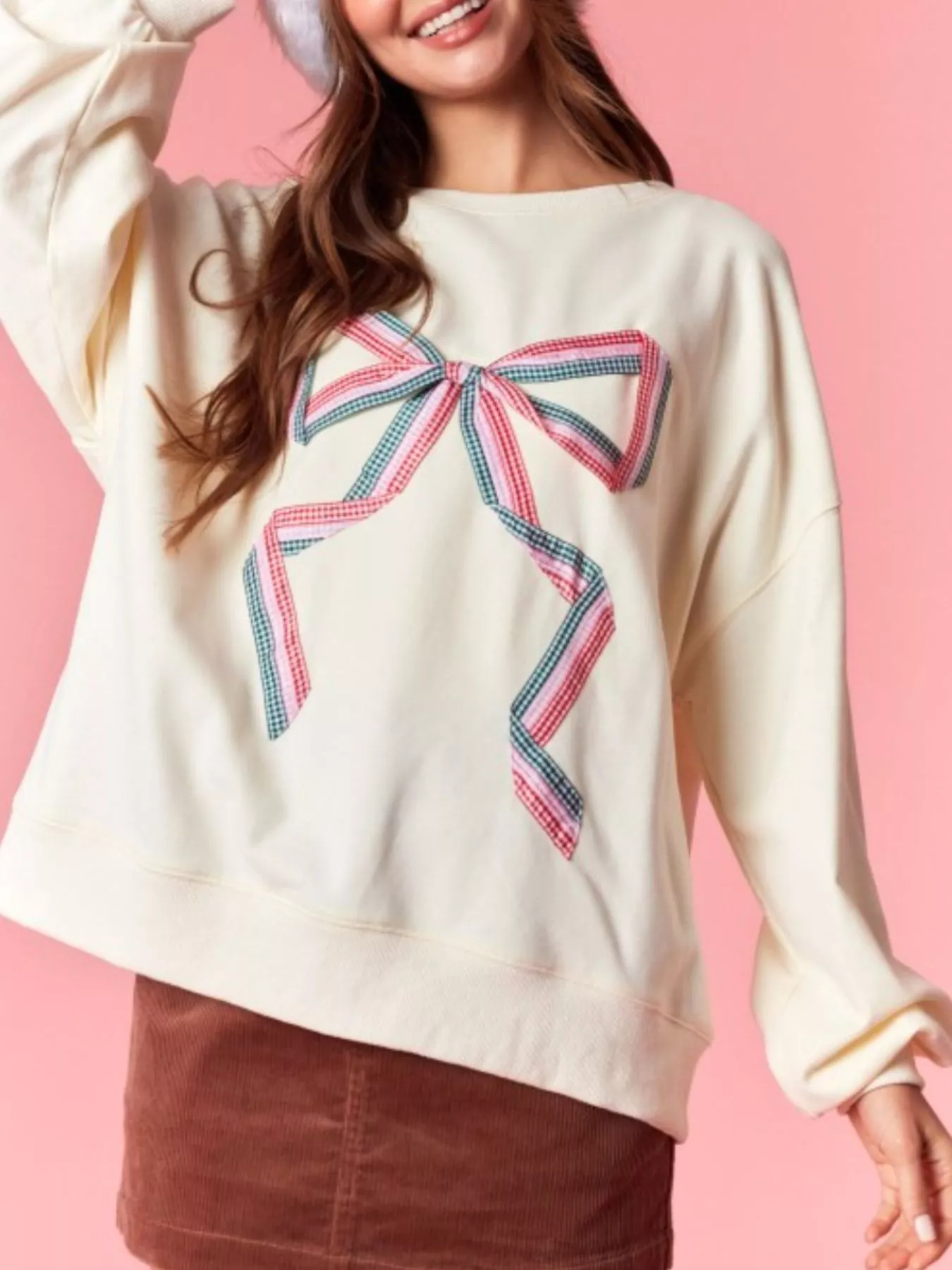 Bow Crew Neck Sweatshirt - Image 24