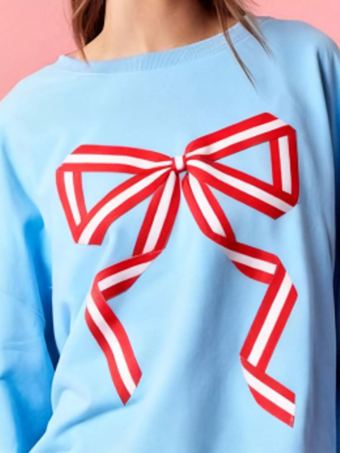Bow Crew Neck Sweatshirt - Image 35
