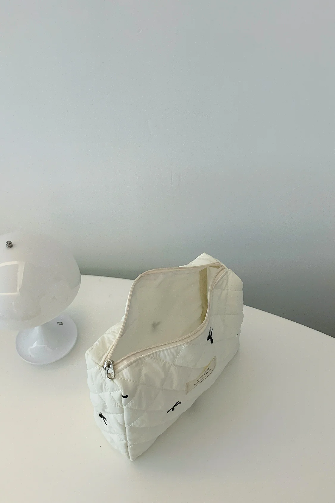 Bow Embroidered Quilted Storage Bag - Image 17