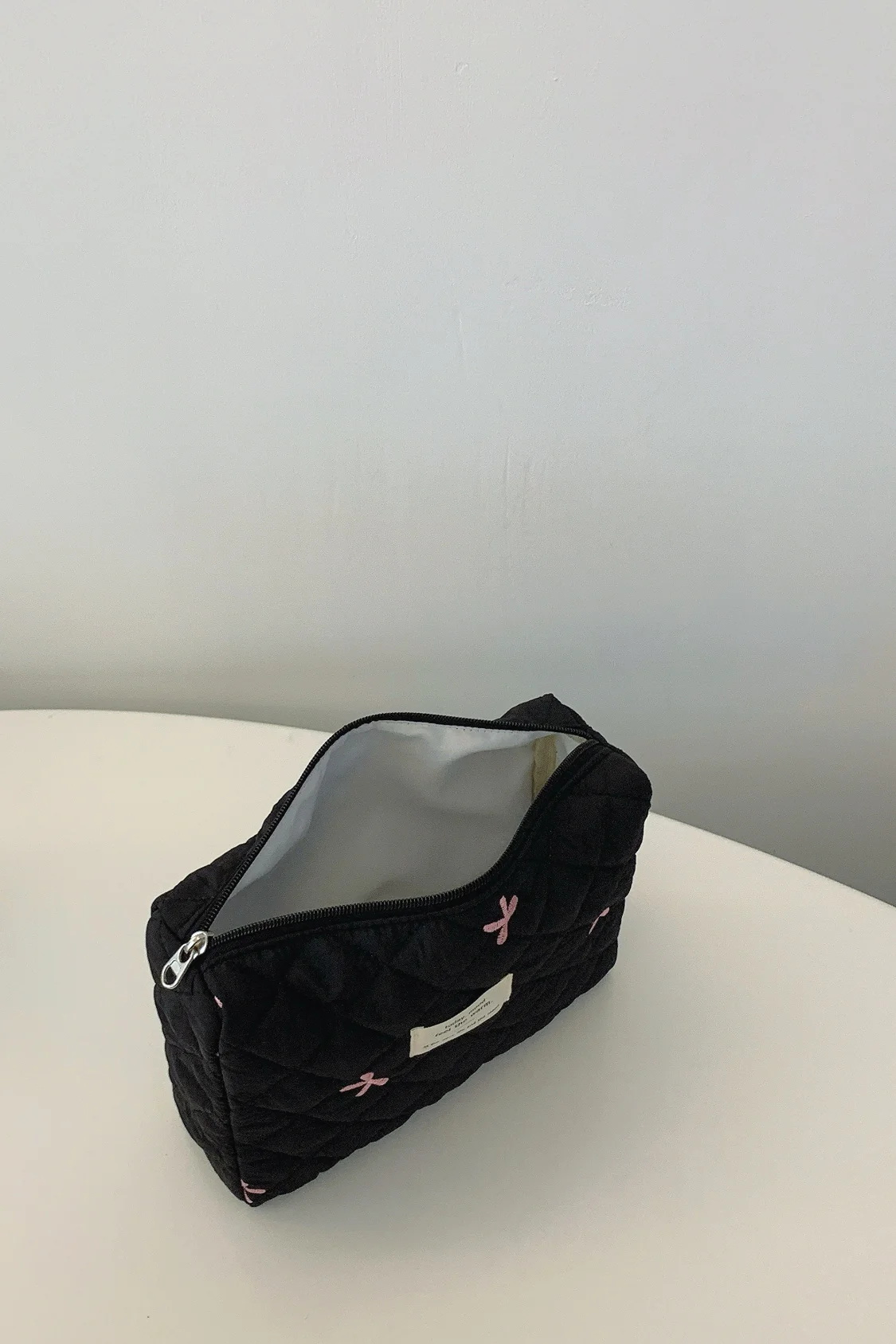 Bow Embroidered Quilted Storage Bag - Image 5