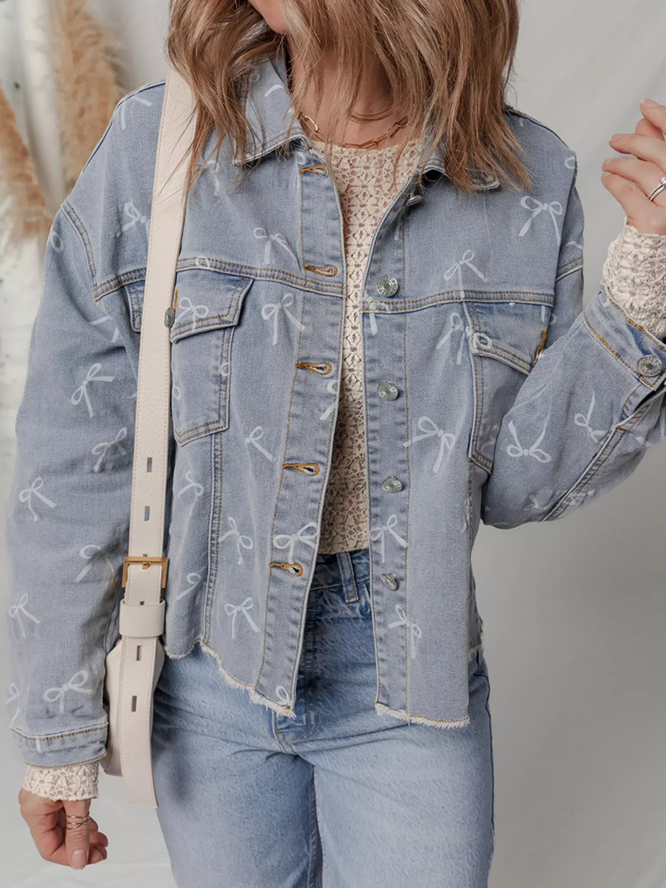 Bow Knot Print Light Wash Raw Hem Denim Jacket - Image 4
