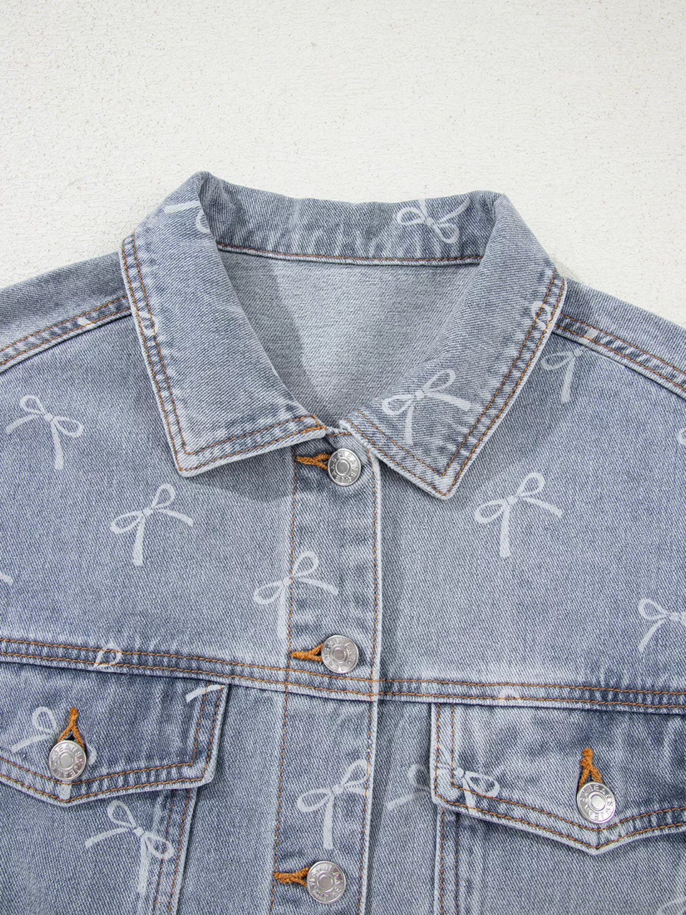 Bow Knot Print Light Wash Raw Hem Denim Jacket - Image 8