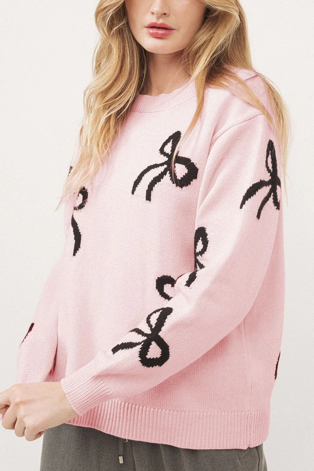 Bow Pattern Round Neck Loose Fit Sweater - Image 2
