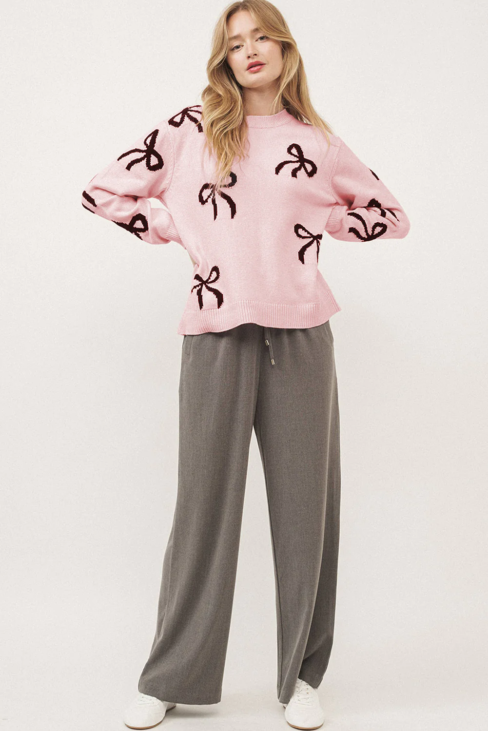 Bow Pattern Round Neck Loose Fit Sweater - Image 3