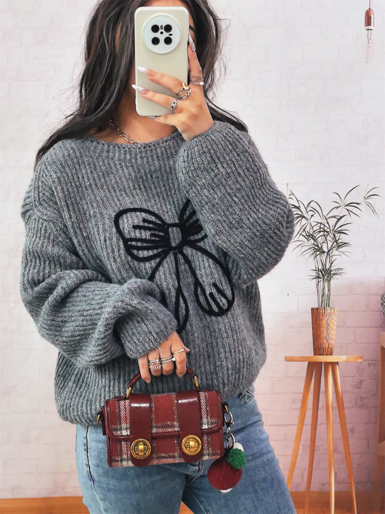 Bow Round Neck Long Sleeve Sweater - Image 14