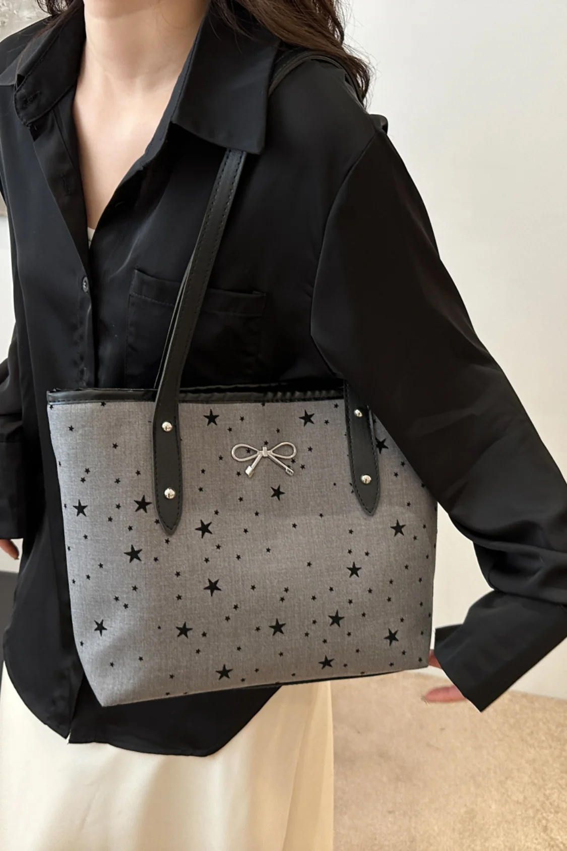 Bow Trim Polyester Tote Bag - Image 10