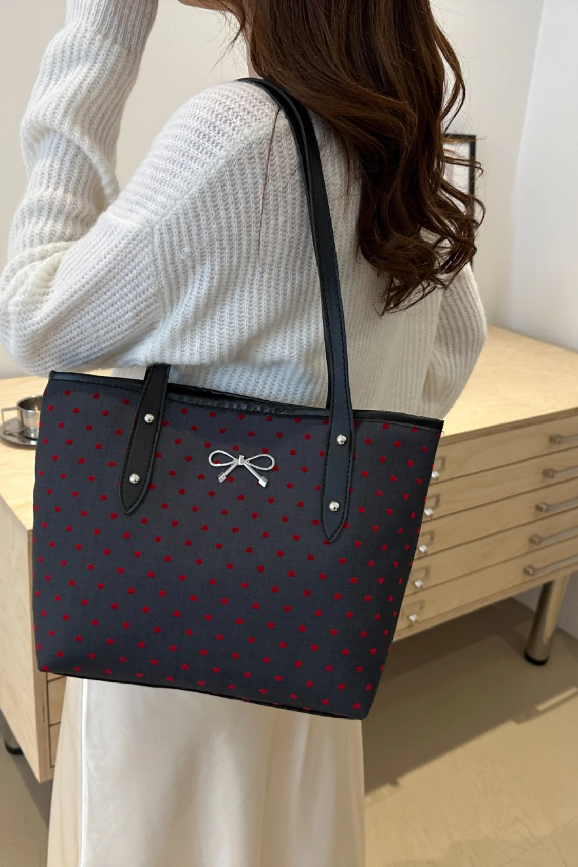 Bow Trim Polyester Tote Bag - Image 17