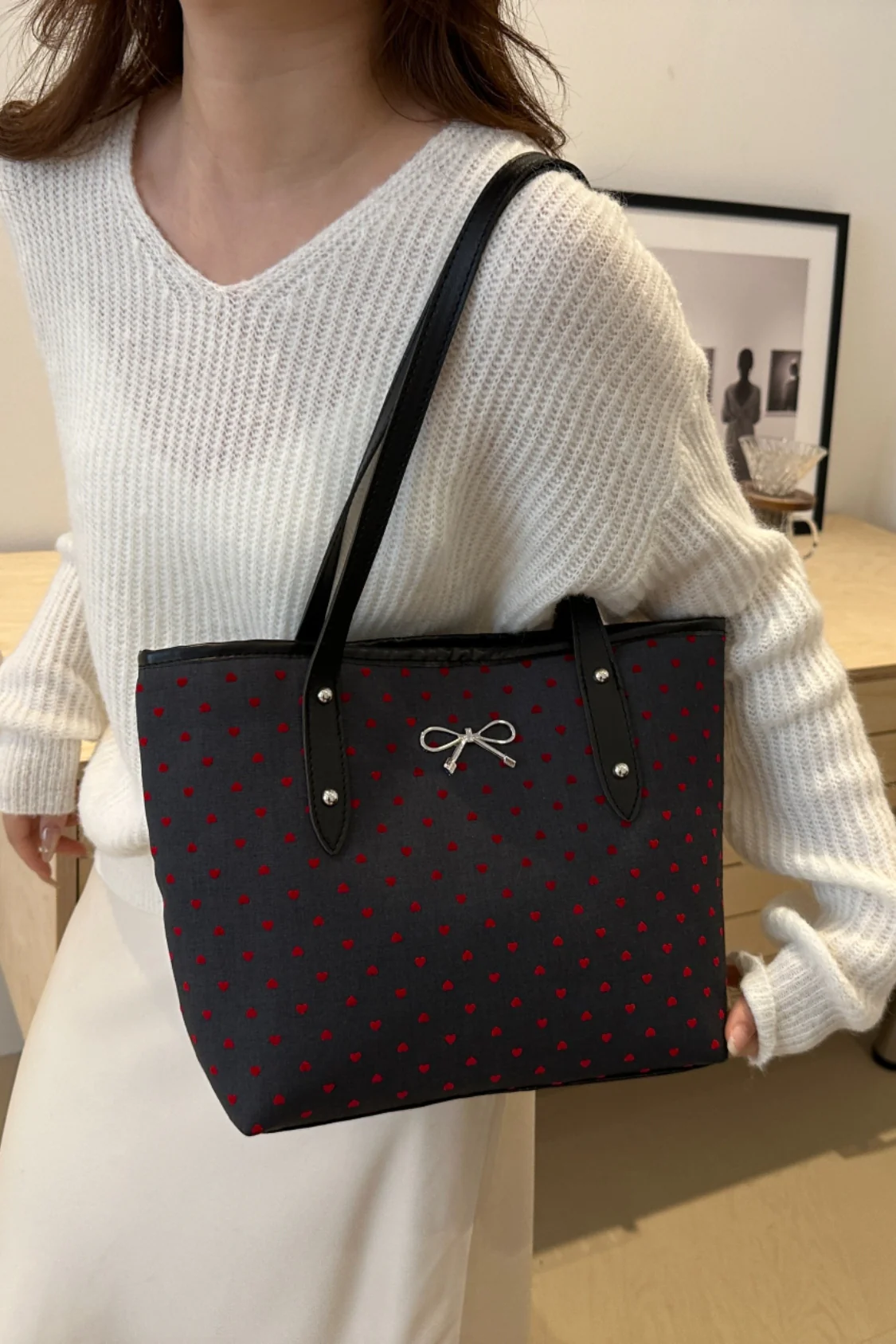 Bow Trim Polyester Tote Bag - Image 19