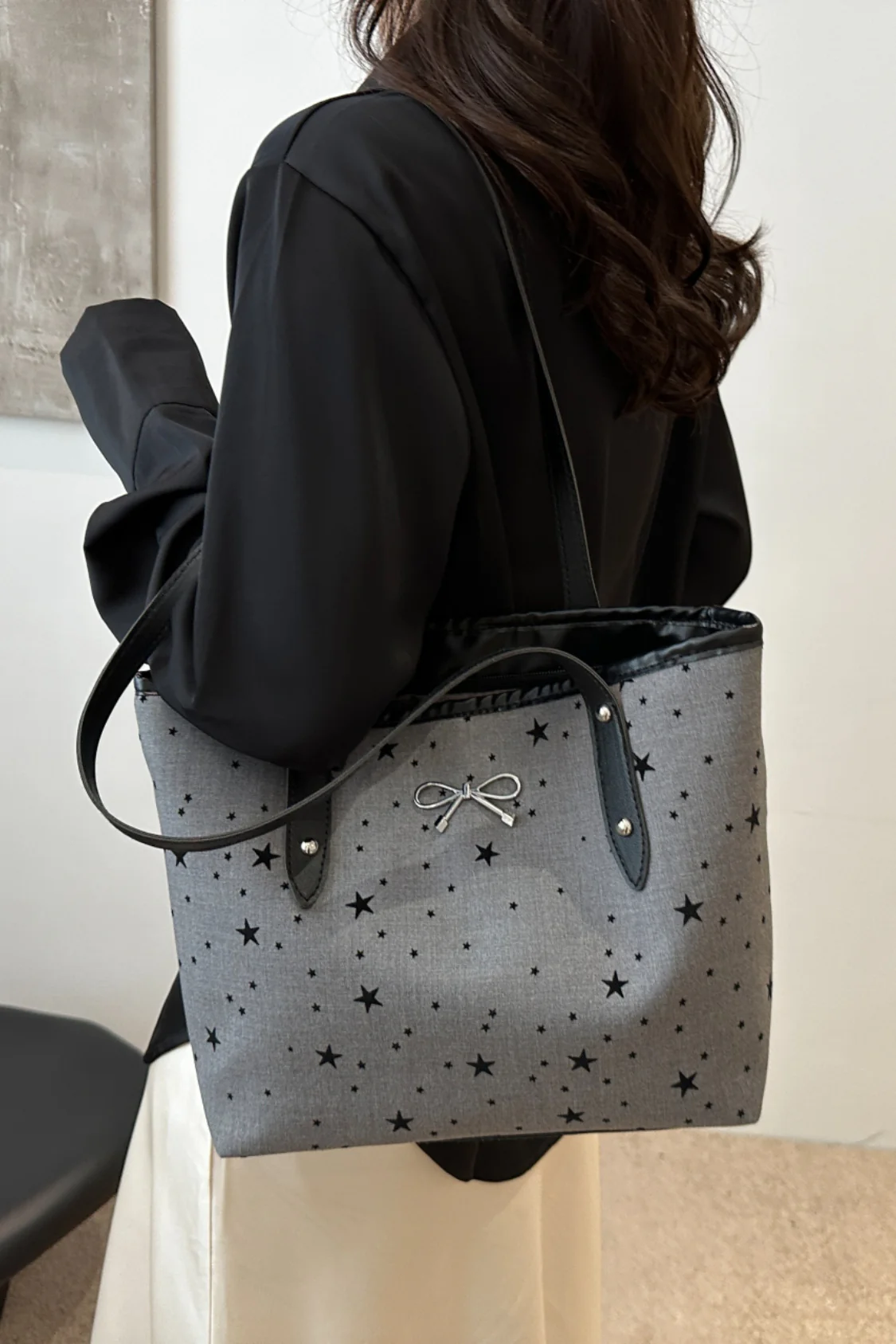 Bow Trim Polyester Tote Bag - Image 8