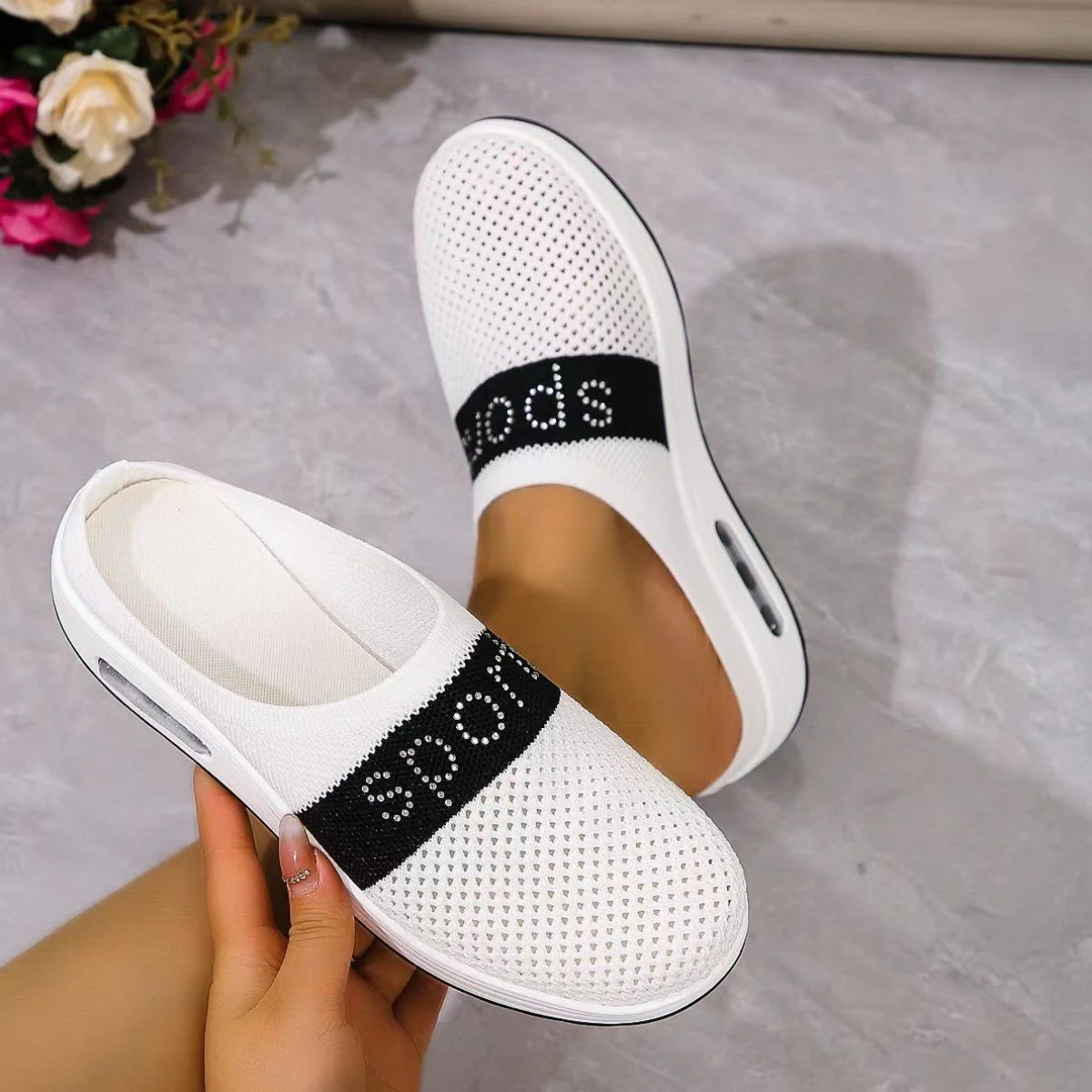 Breathable Mesh Round Toe Sandals - Image 5
