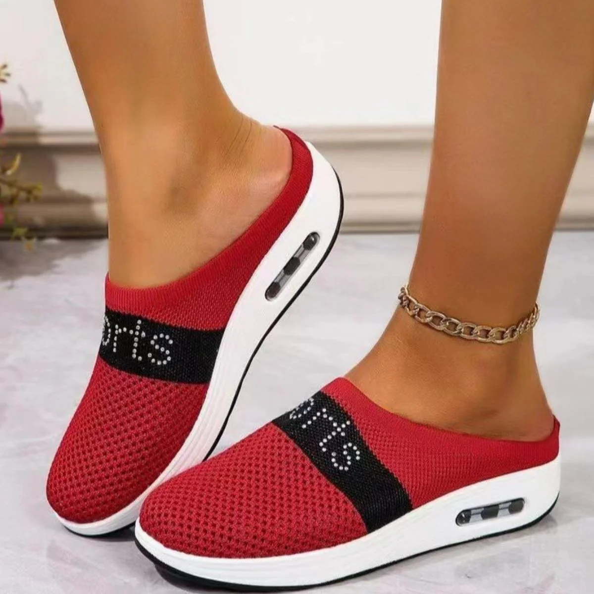 Breathable Mesh Round Toe Sandals - Image 7