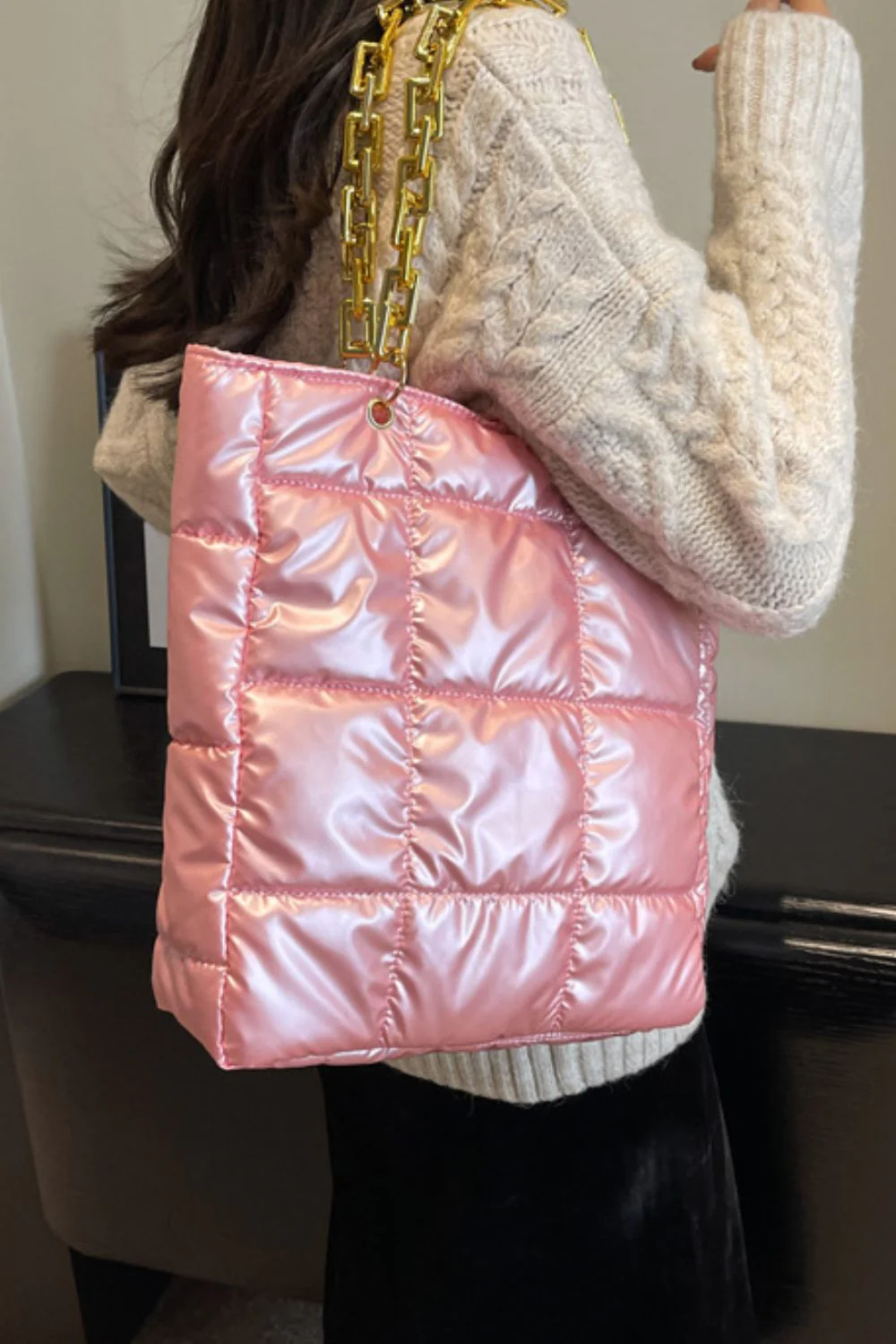 Bubble Texture Chain Handbag - Image 10