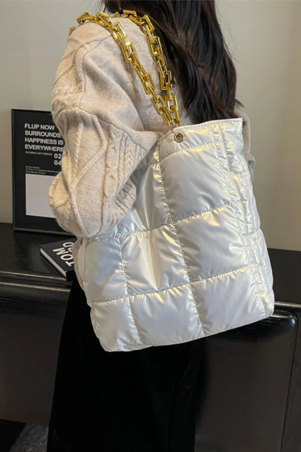 Bubble Texture Chain Handbag - Image 12