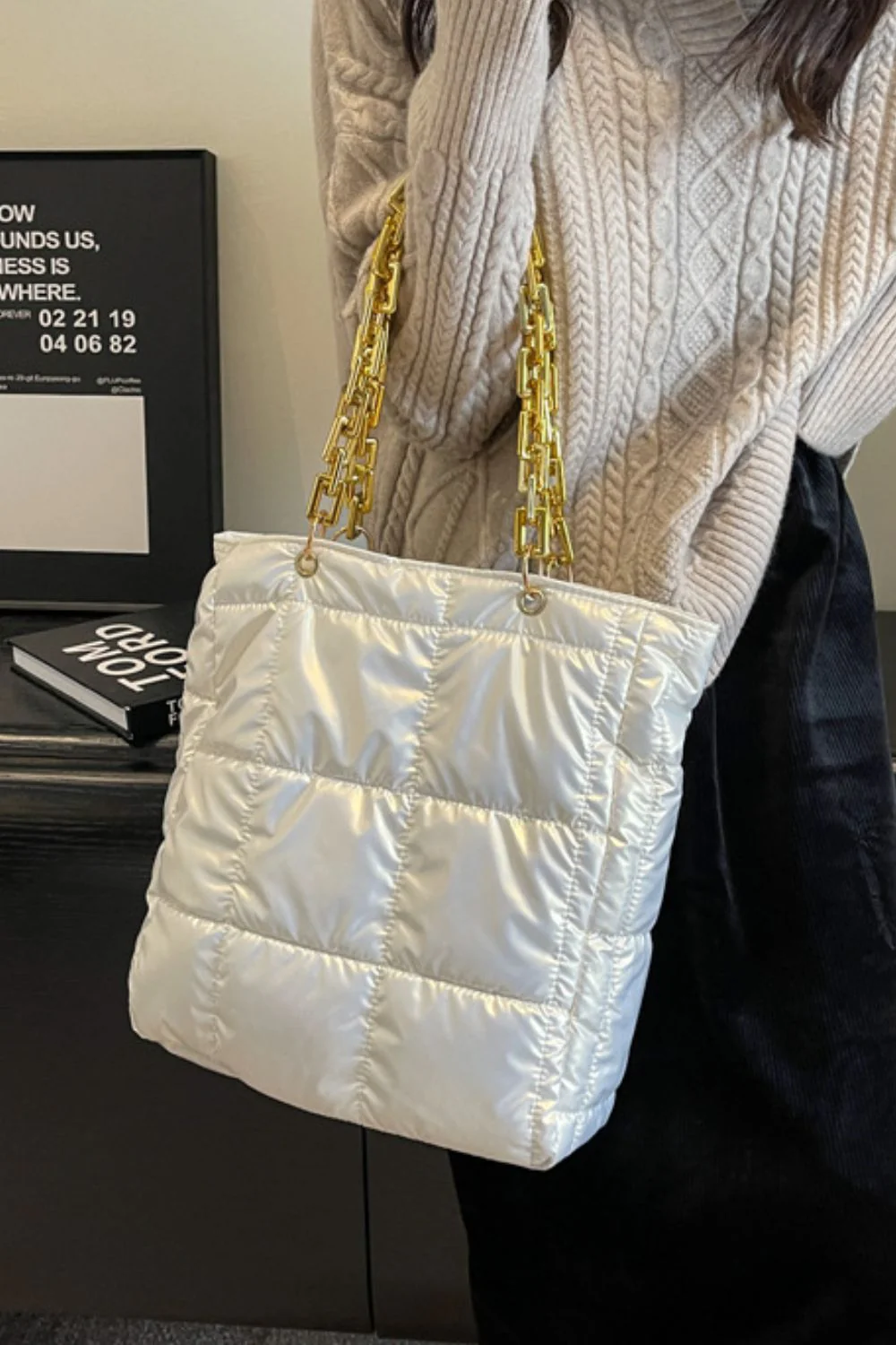 Bubble Texture Chain Handbag - Image 14