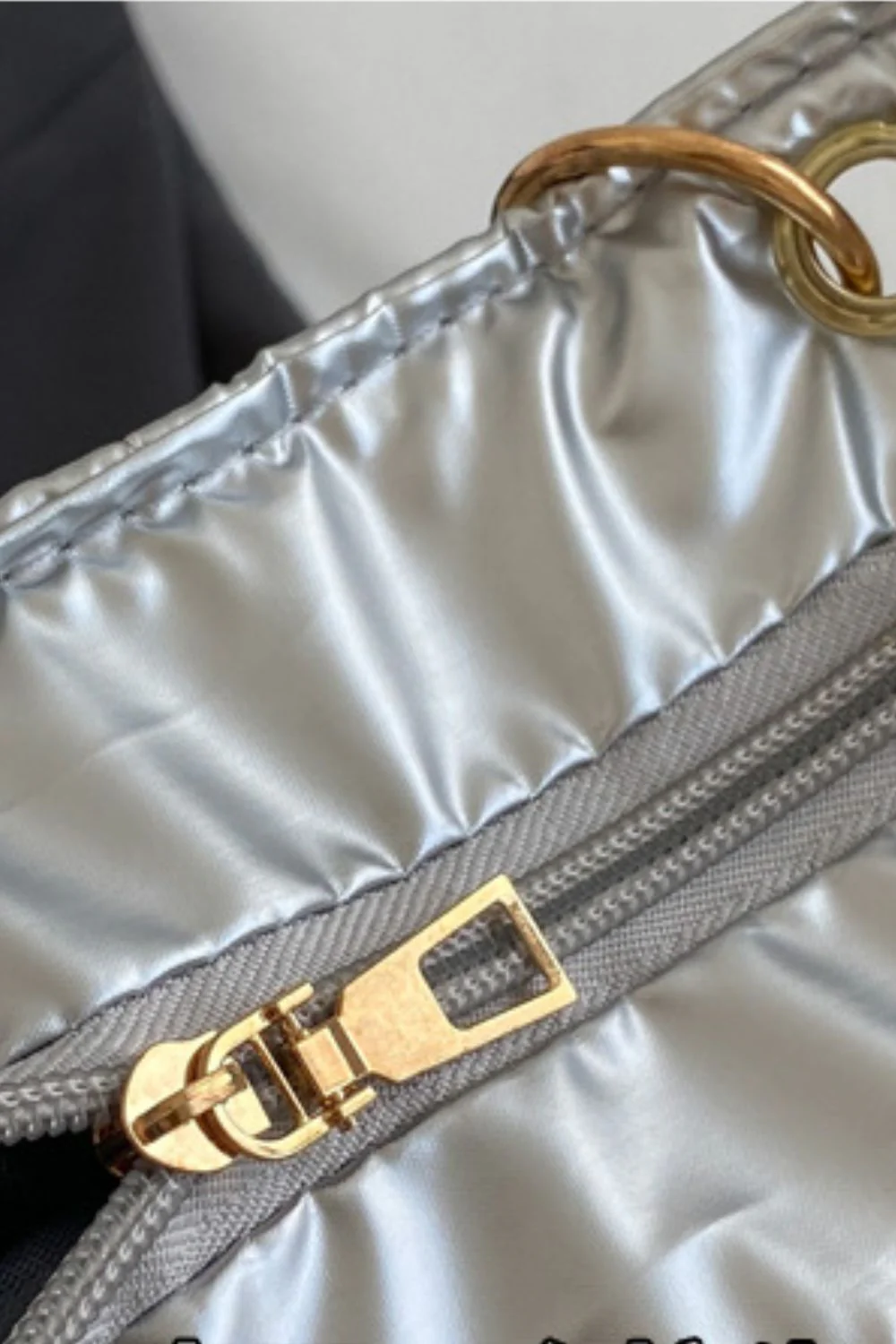 Bubble Texture Chain Handbag - Image 7