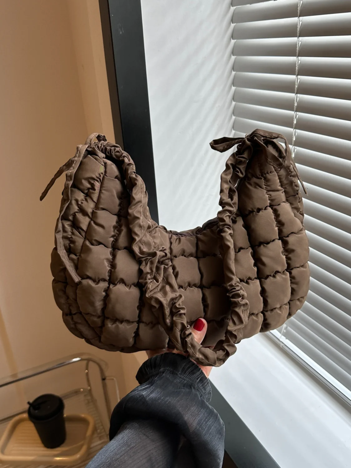 Bubble Texture Ruched Strap Quilted Shoulder Bag - Image 21