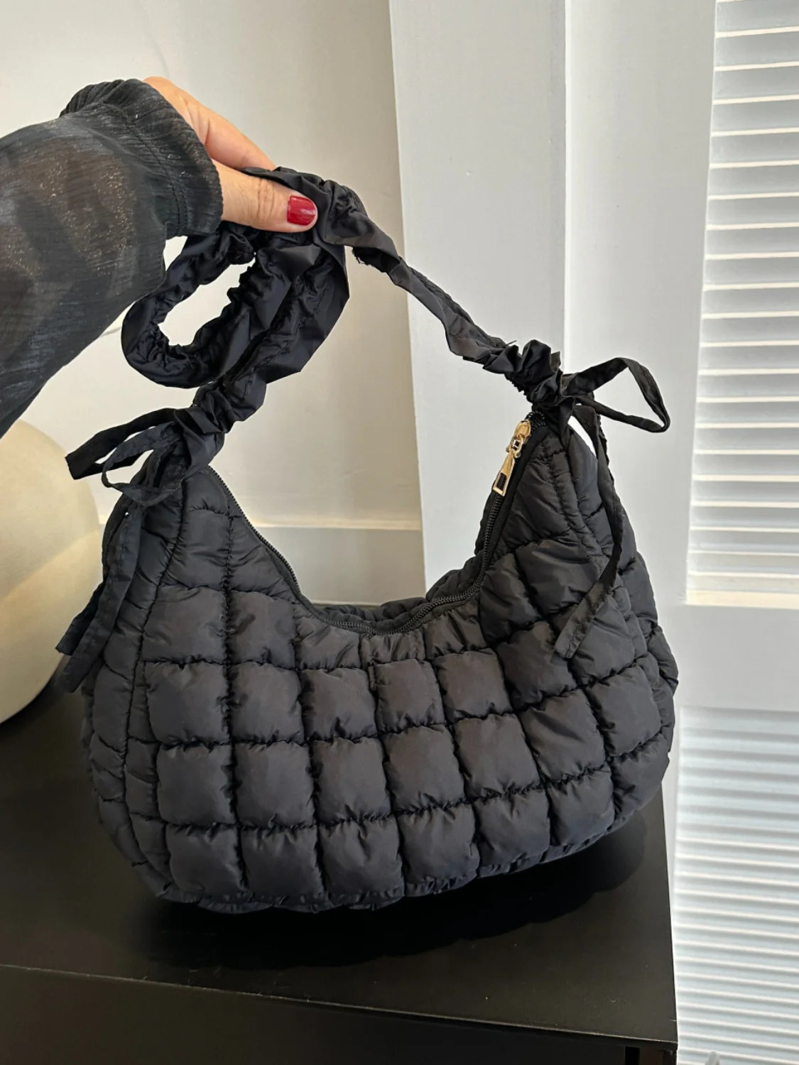 Bubble Texture Ruched Strap Quilted Shoulder Bag - Image 25