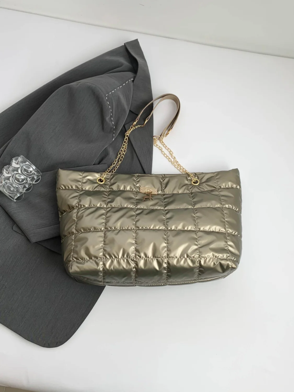 Bubble Texture Tote Bag - Image 15