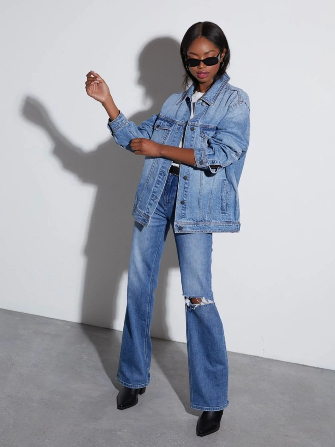 Button Up Collared Neck Denim Jacket - Image 5
