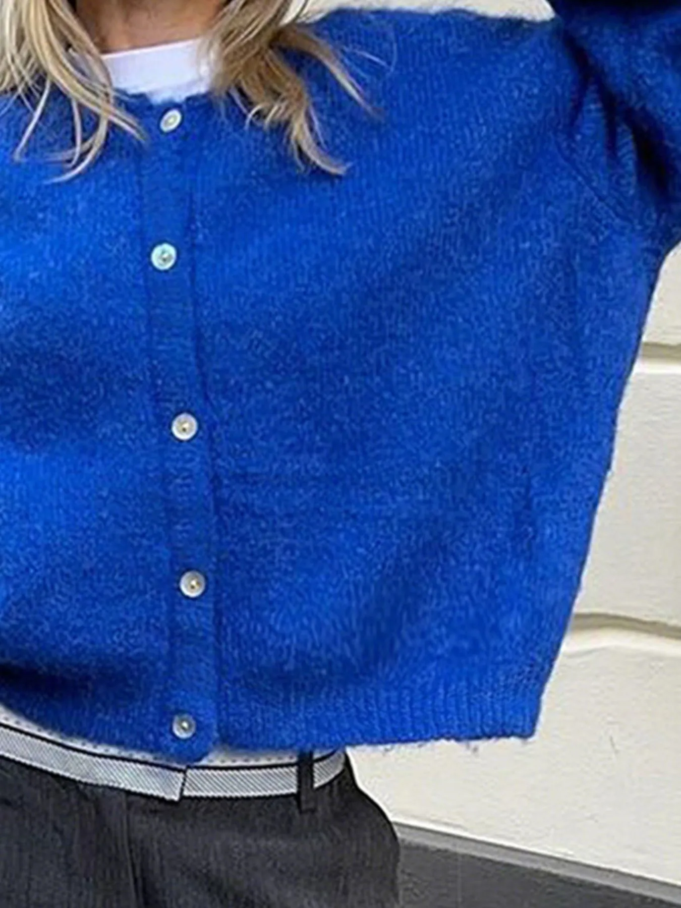 Button-Up Cropped Sweater Cardigan - Image 3