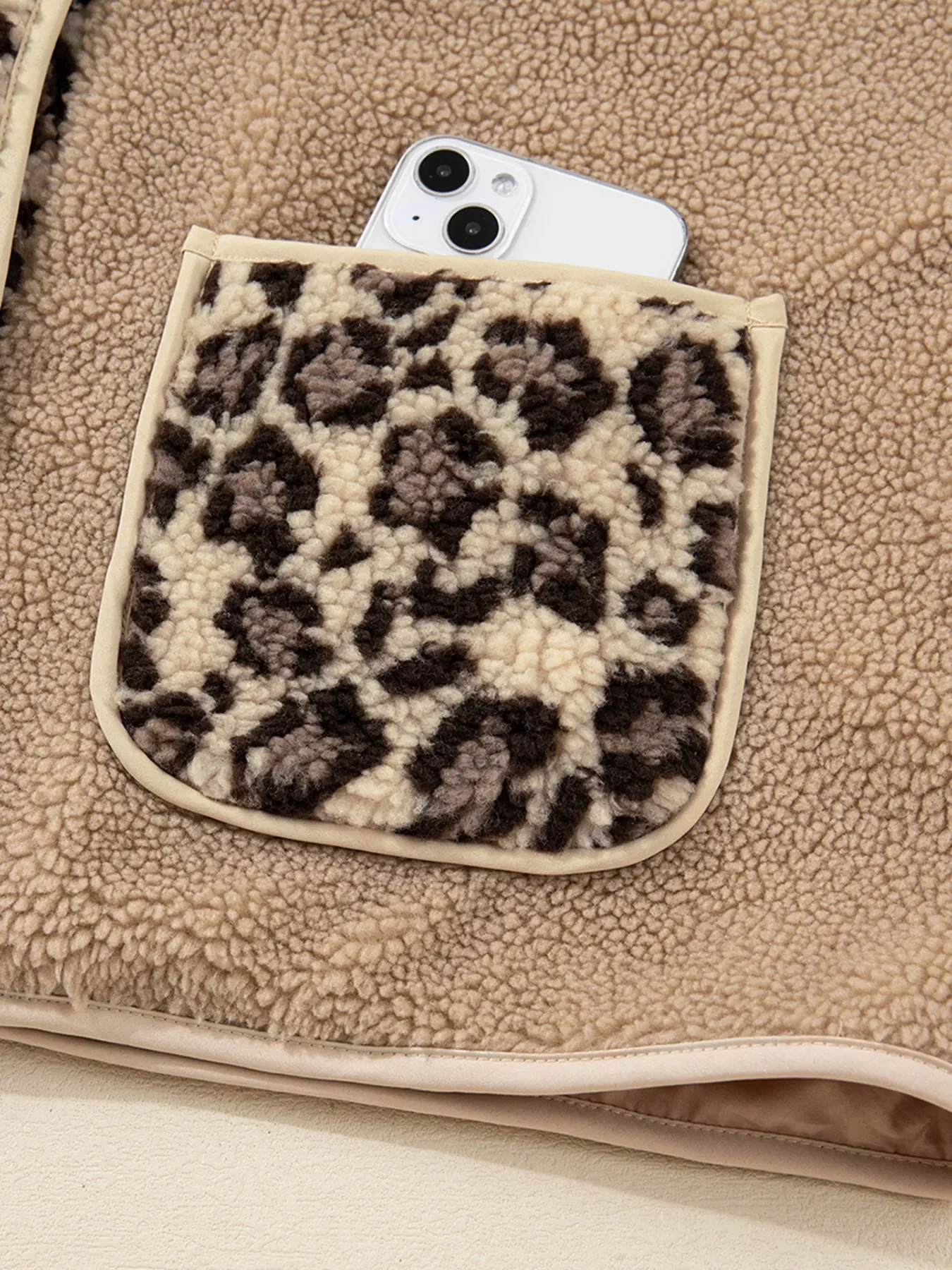 Casual Leopard Print Accent Plush Jacket with Pockets - Image 12