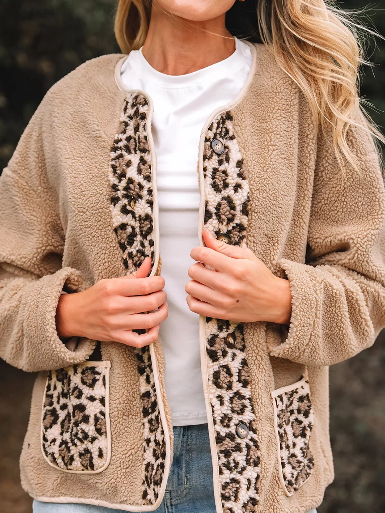 Casual Leopard Print Accent Plush Jacket with Pockets - Image 2